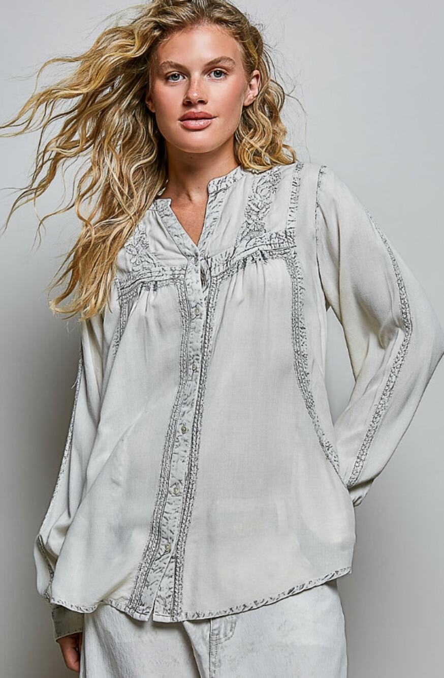 POL Embroidered Yoke Button Front Blouse Gray Size L NWT - Soft Romantic